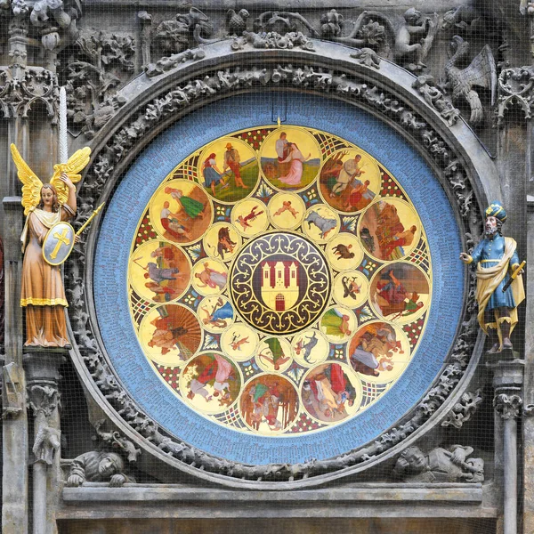 Praga Czeska Republika Maja 2019 Posągi Praskim Zegarze Astronomicznym Przebudowie — Zdjęcie stockowe