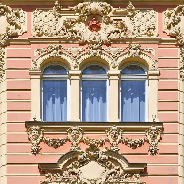 Windows Ancient Building — Stock Photo, Image