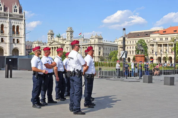 Budapest Ungern Juli 2019 Anställda Vid Polisen Torget — Stockfoto