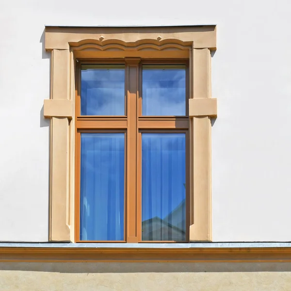 Raam Van Een Oud Gebouw Praag Tsjechische Republiek — Stockfoto