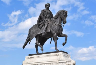 Budapeşte, Macaristan, - 6 Temmuz 2019: Gyula Andrassy Heykeli.