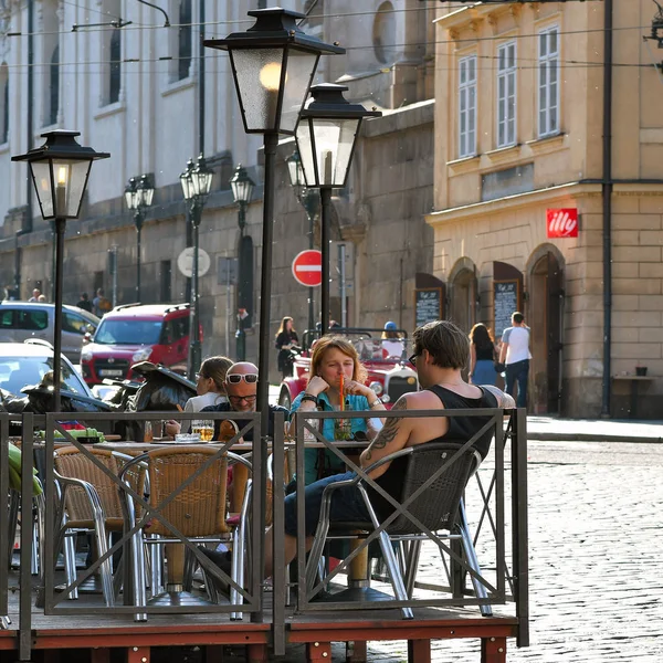 Praga República Checa Mayo 2019 Restaurante Mesas Las Calles Antiguas — Foto de Stock