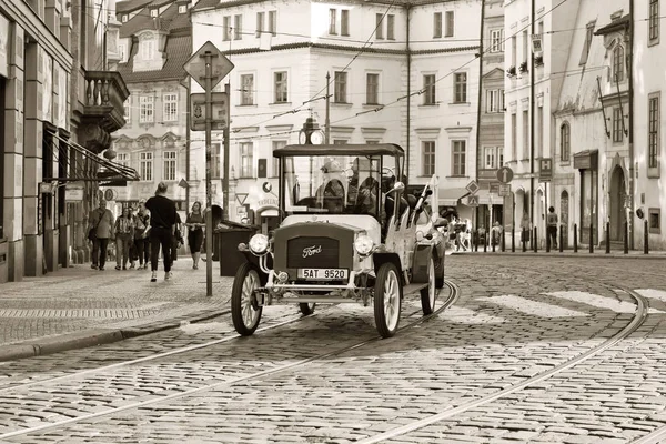 Prague République Tchèque Mai 2019 Une Voiture Vintage Pour Les — Photo