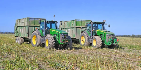 Tractors Plowing Field Agricultural Equipment — Φωτογραφία Αρχείου