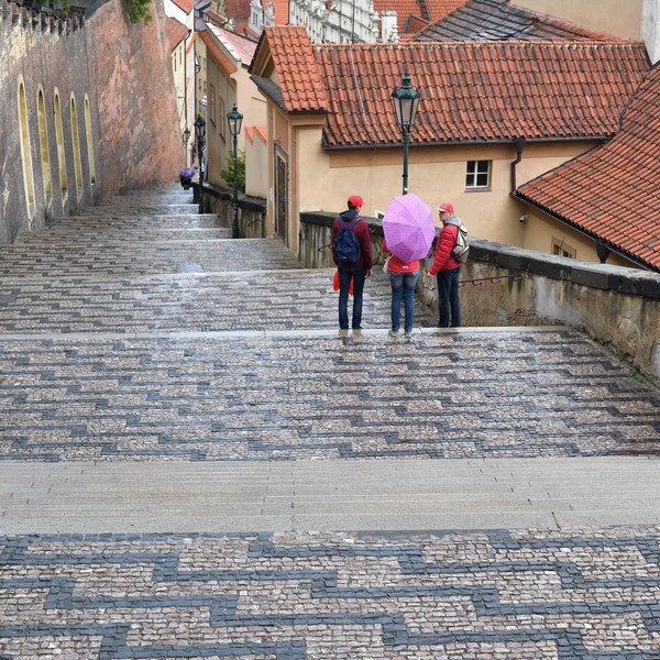 Pessoas Caminhando Praga — Fotografia de Stock