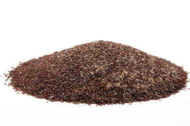 Doğal kaba yem beyaz arka plan üzerinde kazık