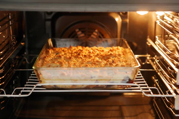 Streuselkuchen Ofen Mit Leerem Platz Für Text — Stockfoto