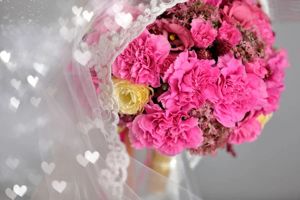 Bride's bouquet and empty space for text — Stock Photo, Image
