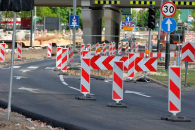 Şehir içinde yol inşaatı