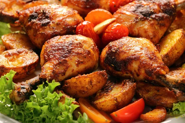 Sebze ve otlu tavuk budu.