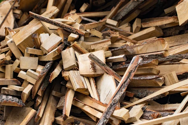 ahşap panoları, barlar, kullanılan kaburgalar bir grup vardır.