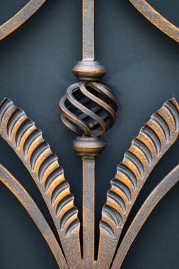 Sahte metal ürünlerinin parçası. yakın plan.