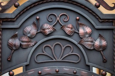 Sahte metal ürünlerinin parçası. yakın plan.