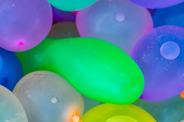 Muchos Globos Agua Brillantes Coloridos Cerca —  Fotos de Stock