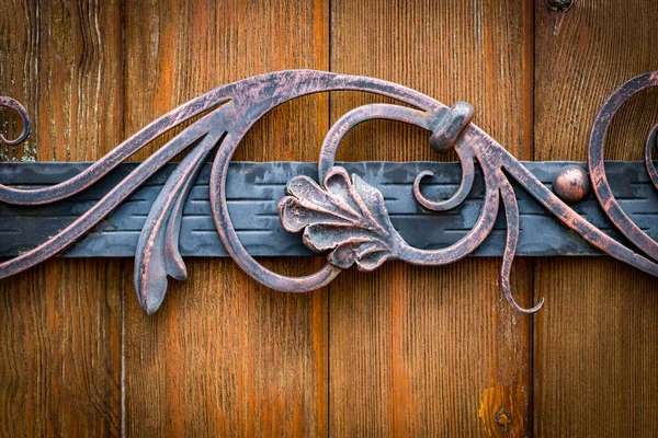 Красивые Декоративные Металлические Элементы Кованые Железные Ворота — стоковое фото