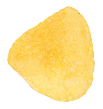 Beyaz bir arka plan üzerinde izole bir patates cipsi