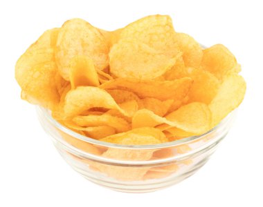 Patates cipsi izole üzerinde beyaz arka plan, kırpma pa ile kase
