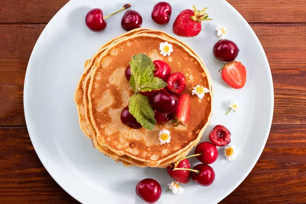 Breakfast Pancakes Berries Wooden Background Opy Space Top View — Stock Photo, Image