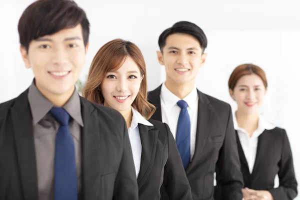 Retrato Sucesso Jovem Equipe Negócios Escritório — Fotografia de Stock