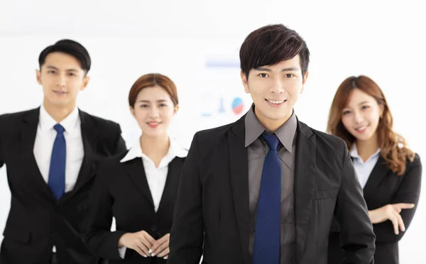 Porträtt Framgångsrika Unga Business Team Office — Stockfoto
