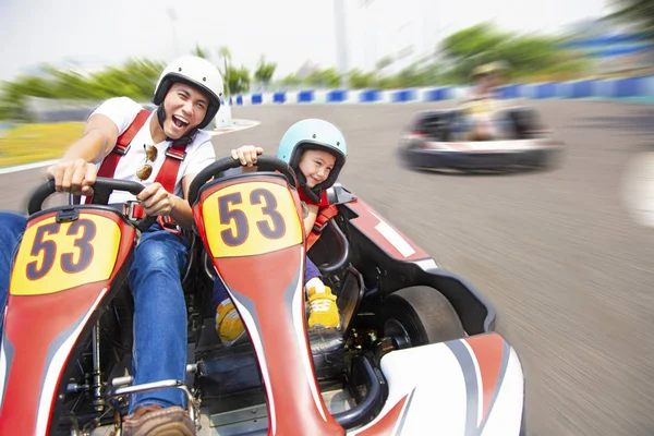 Father Daughter Driving Kart Track — Stock Photo, Image