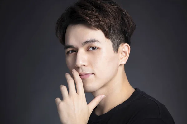 Portrait Handsome Asian Young Man — Stock Photo, Image