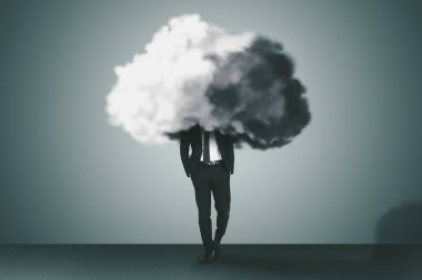 Bulut ve beyin kavramları ile iş adamı