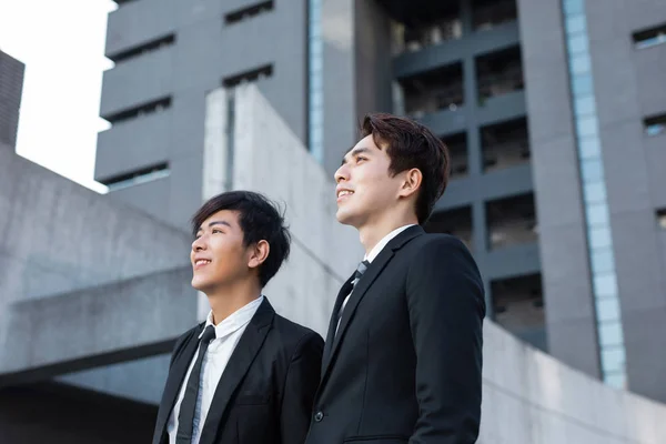 Two Confident Businessmen Looking Forward — Stock Photo, Image