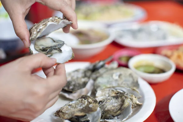 Hot Grill Oysters Taiwanese Food — Stock Photo, Image