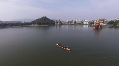 Su takımda kürek havadan görünümü