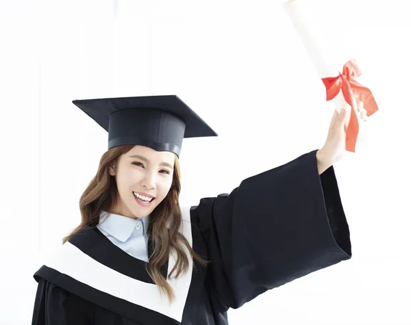 微笑的亚洲女孩毕业与文凭 — 图库照片