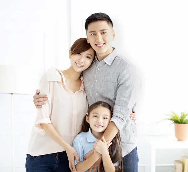 Gelukkige familie en kind plezier samen — Stockfoto