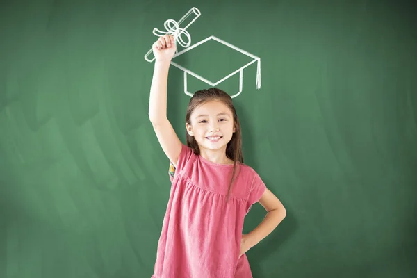 Feliz niña estudiante con conceptos de graduación — Foto de Stock