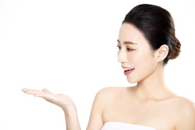 Temiz Taze Ciltli Genç Kadının Güzel Yüzü