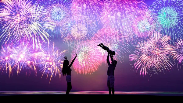 Heureux Famille Jouer Sur Plage Regarder Les Feux Artifice — Photo