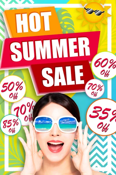 Happy Young Beauty Sunglasses Summer Sale Concepts — Stock Photo, Image