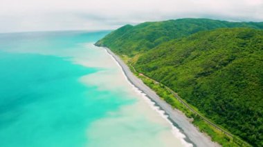 Hava manzarası ve deniz manzaralı kıyı şeridi. Tayvan.
