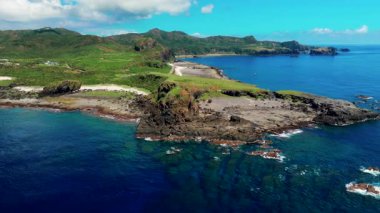 Tayvan 'daki yeşil adanın havadan görünüşü