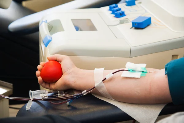 Läkare Vid Blodtransfusionsenhet Från Donator Laboratorium Sjukhuset — Stockfoto