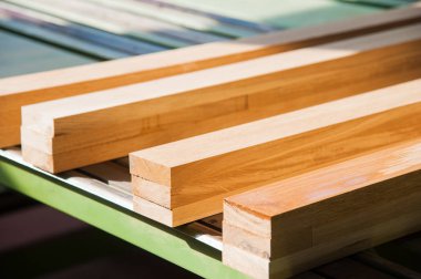 Doğramacılık. Ahşap kapılar, pencereler, mobilyalar üretimi