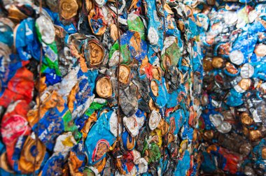 Atık işleme tesisi. Teknolojik süreç. Daha fazla atık için geri dönüşüm ve depolama. Atık ayıklama ve işleme işi.