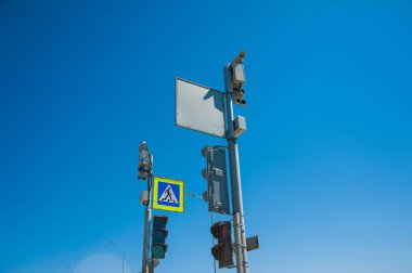 Şehir de yol trafik güvenlik kamera gözetim (Cctv)