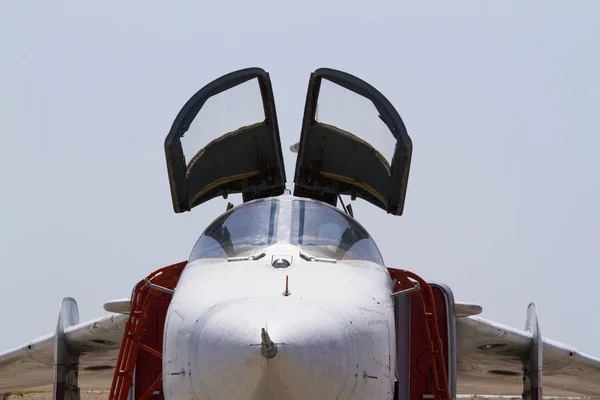 Military Jet Fighter Airfield Ready Fly — Stock Photo, Image