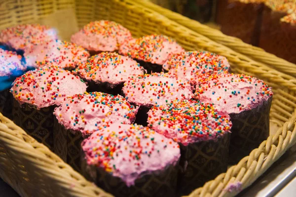 Mağaza satış Paskalya kek