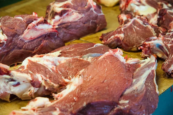 Carne in macelleria — Foto Stock