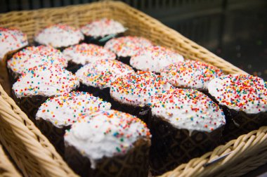 Mağaza satış Paskalya kek