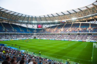 Bir stadyum üzerinde bulanık kalabalık