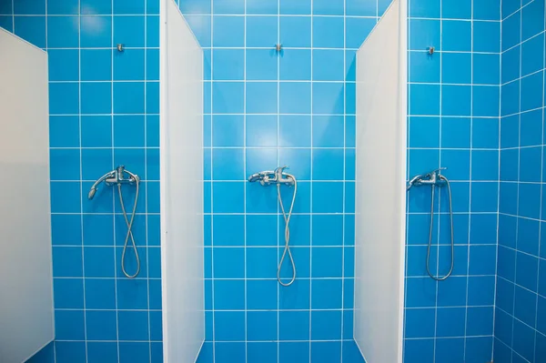 Zona de ducha de un gimnasio —  Fotos de Stock
