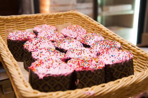 Mağaza satış Paskalya kek