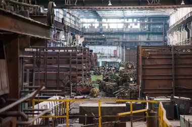 Eski terk edilmiş Metalurji tesisi